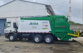 Camión recolector de basura de Atesa. 