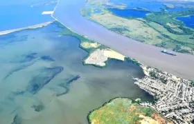 Canal de acceso al puerto de Barranquilla.