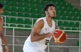 Jaime Echenique, estrella de la Selección Colombia de baloncesto.