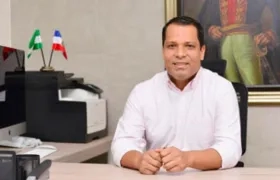 Luis Alberto Monsalvo Gnecco.