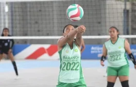 El voleibol es uno de los deportes en competencia. 