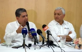 El Contralor Carlos Hernán Rodríguez explicando los alcances de los hallazgos.