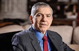 César Gaviria Trujillo.