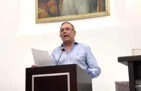 Efraín Cepeda Sarabia, Senador de la República.