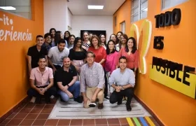 Equipo de MacondoLab.