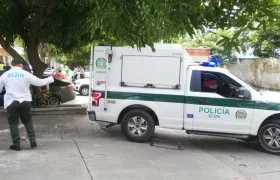 El cuerpo de la víctima fue trasladado a Medicina Legal. 