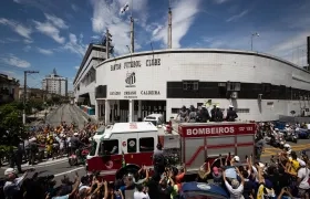 El cortejo fúnebre de Pelé partió del estadio Vila Belmiro de Santos.