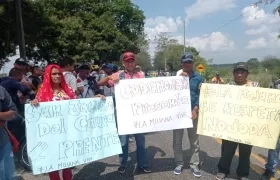 "Esto es insoportable", dijeron los damnificados en la nueva protesta este miércoles en La Apartada.