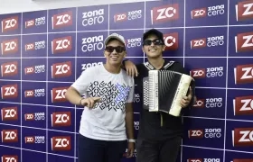 El cantante Samuel Morales y su acordeonista Yin López.