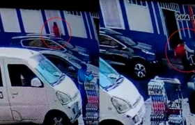 Momento en que fue baleado el abogado.  