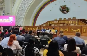 Encuentro parlamentario.