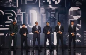 Van Dijk, Messi, Mbappé, Hakimi, Casemiro y Joao Cancelo.