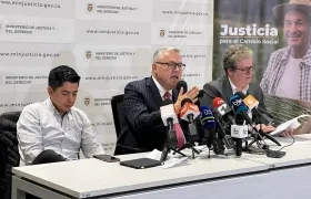 El Ministro de Justicia, Néstor Osuna.