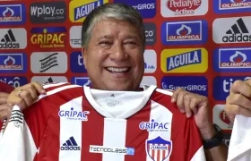 Hernán 'Bolillo' Gómez durante su presentación como DT del Junior.