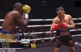 Acción de la pelea entre Sergio 'Maravilla' Martínez y John Teherán.