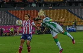 Con este cabezazo, Daniela Montoya le dio la victoria a Nacional. 