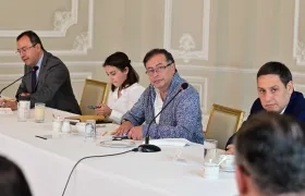 El presidente Petro en una reciente reunión con la bancada conservadora.