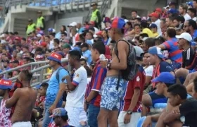 Aficionados del Unión Magdalena en el estadio Sierra Nevada.