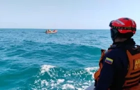 Integrantes de la Armada vigilan la zona de la Alta Guajira