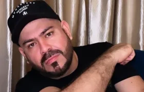 Diseñador Jhon Mesías. 