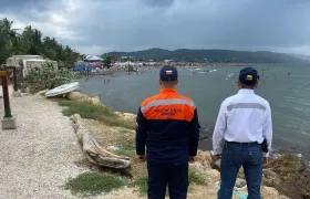 La Dimar y Guardacostas en las playas del Atlántico.