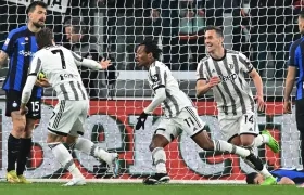Juan Guillermo Cuadrado abrió el marcador para Juventus en el minuto 83. 