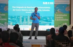 El gerente de Desarrollo Social, Alfredo Carbonell, durante la presentación Plan Integrado de Reactivación Socioeconómica del Centro Histórico, 