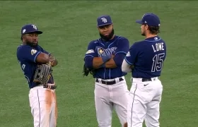 Randy Arozarena, Manuel Margot y Brandon Lowe, jardineros de los Rays.