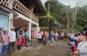 La Unidad Nacional de Gestión del Riesgo realiza trabajo en Villamaría sobre cómo sería una evacuación en caso de una emergencia