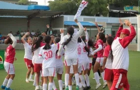 La celebración de las jugadoras de Atlántico.