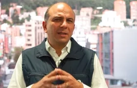 El Defensor del Pueblo, Carlos Camargo.