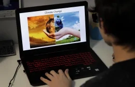 En en el marco de la celebración del Día del Internet.