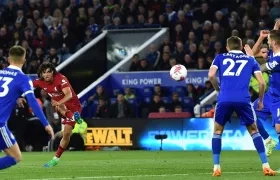 Trent Alexander-Arnold, de tiro libre, puso el 3-0 para el Liverpool. 