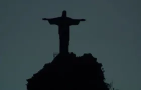 El Cristo Redentor tuvo las luces apagadas durante una hora. 