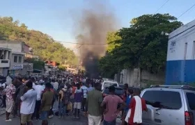 La población civil busca a delincuentes en las localidades de Jalousie, Stenio Vincent y Sergo.