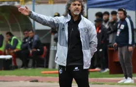 Leonel Álvarez sólo dirigió 14 partidos en Cienciano. 