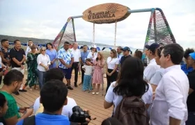 La gobernadora Elsa Noguera este sábado en la Playa Sabanilla sector Country