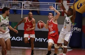 El argentino José Defelippo fue el jugador más destacado de Titanes. 