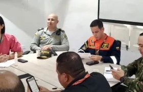 Reunión de seguridad por temporada de vacaciones.