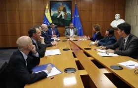 Comisionados de Venezuela y la Unión Europea.