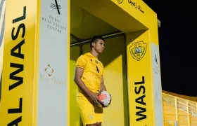Alexis Pérez durante su presentación oficial con el Al Wasl.