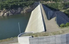 Represa inconclusa del río Ranchería.