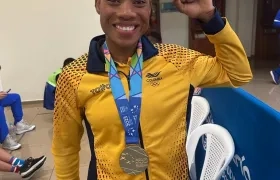 La barranquillera Angie Valdez ganó el oro en la división de los 60 kilogramos.