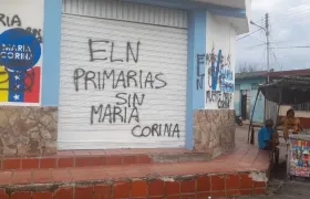 Fachada de comando político de María Corina Machado.