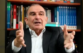 Senador Humberto De la Calle Lombana.