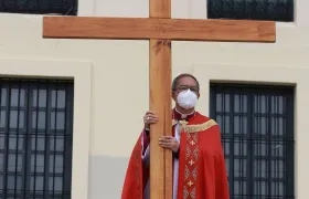 El arzobispo de Bogotá, Luis Rueda.