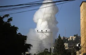 Ataque militar a gran escala contra milicias palestinas.