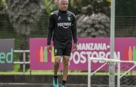 William Amaral era asistente técnico de Paulo Autuori. 