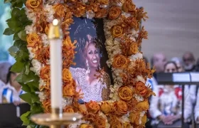 Una foto de Celia Cruz en el Santuario Nacional de Nuestra Señora de la Caridad, en Miami 
