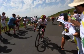 Esteban Chaves, corredor colombiano del EF Education. 